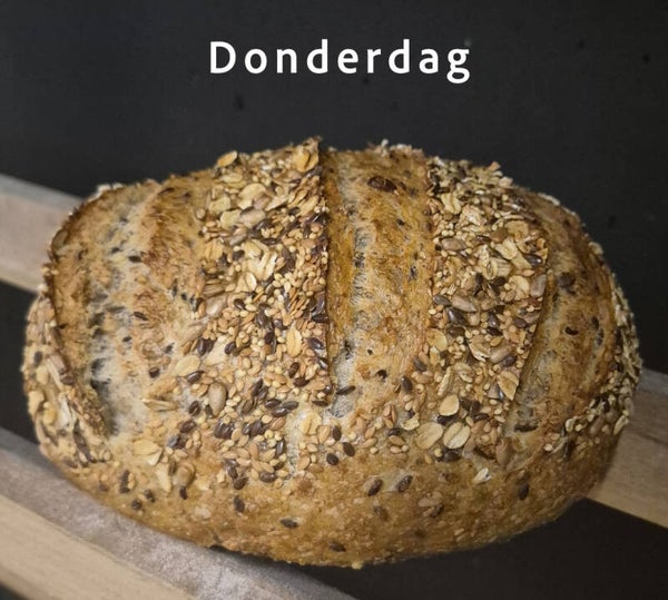 Tarwe brood met pitten en zaden