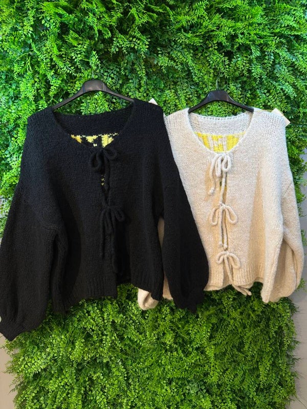 Maglione con font sul retro
