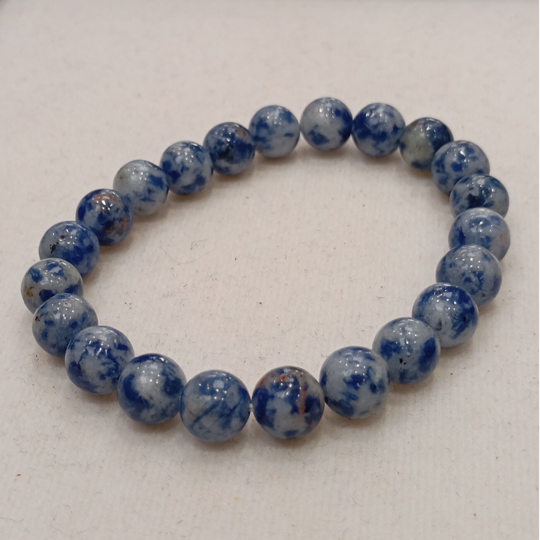 Bracelet en pierre naturelle:SODALITE (8mm)