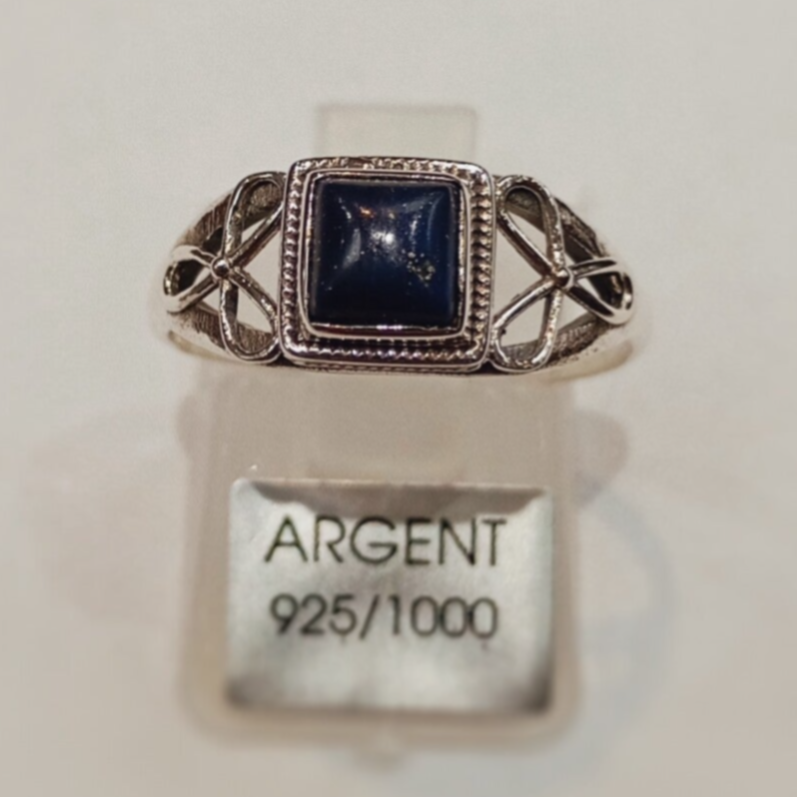 Bague en argent-Pierre lapis-lazuli.T.54
