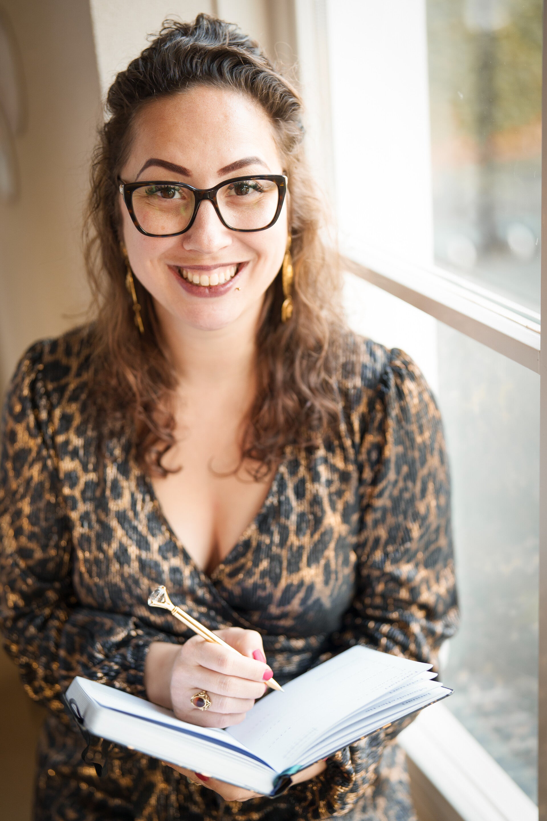 Denice Verwoert Healer, masseur, coach en equine bewegingsanalist. Daar waar Wetenschap en spiritualiteit samen komen.