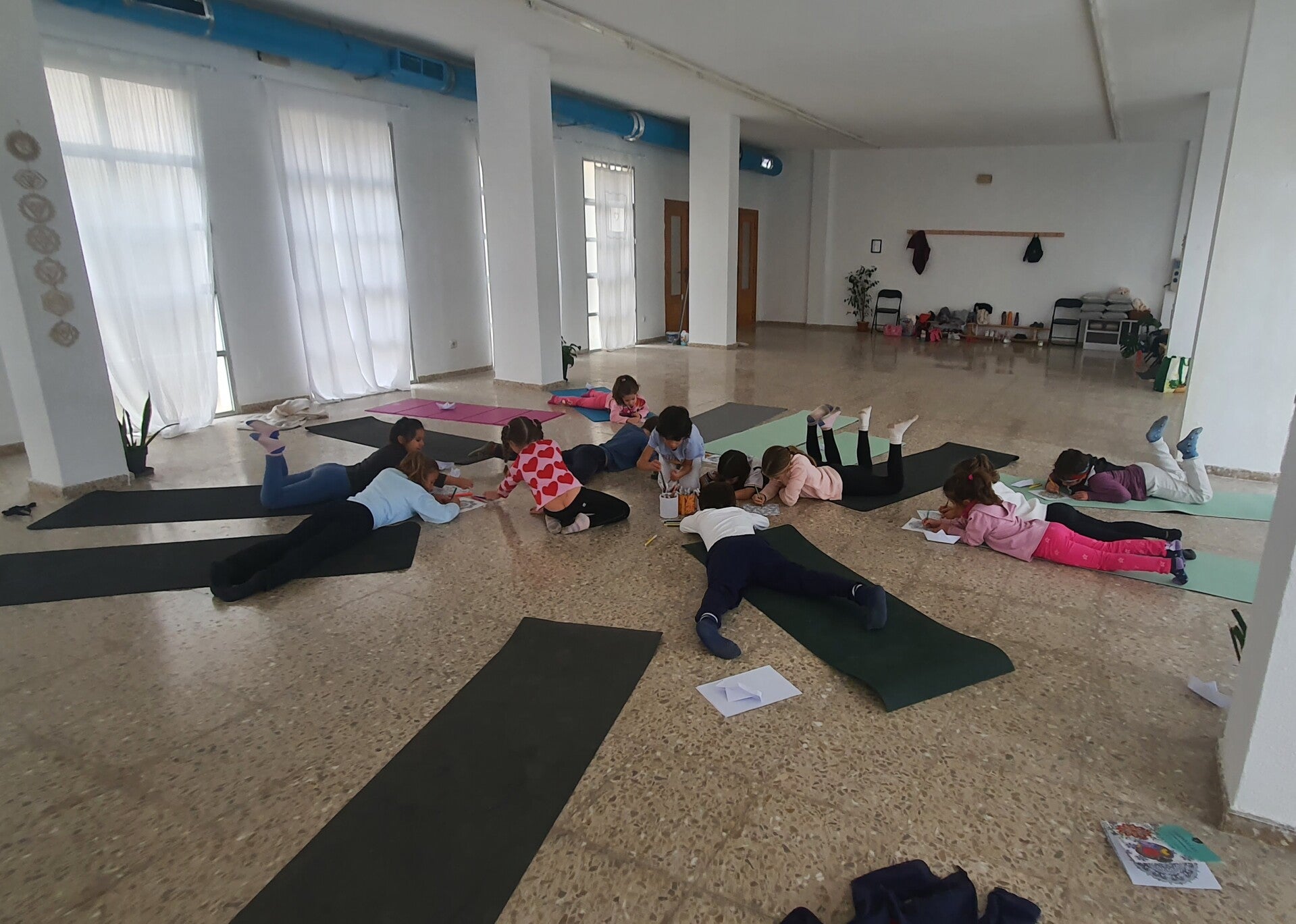 yoga kids niños