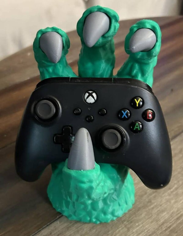 Dragon Claw - Controller Holder