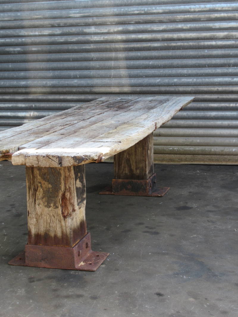 Antieke industriële tafel