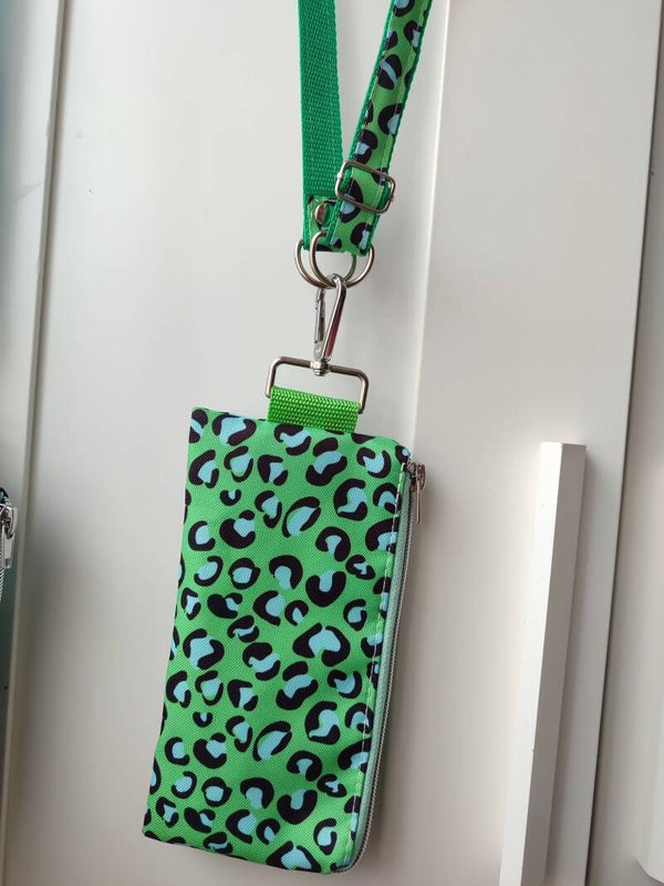Handytasche Leoo grün