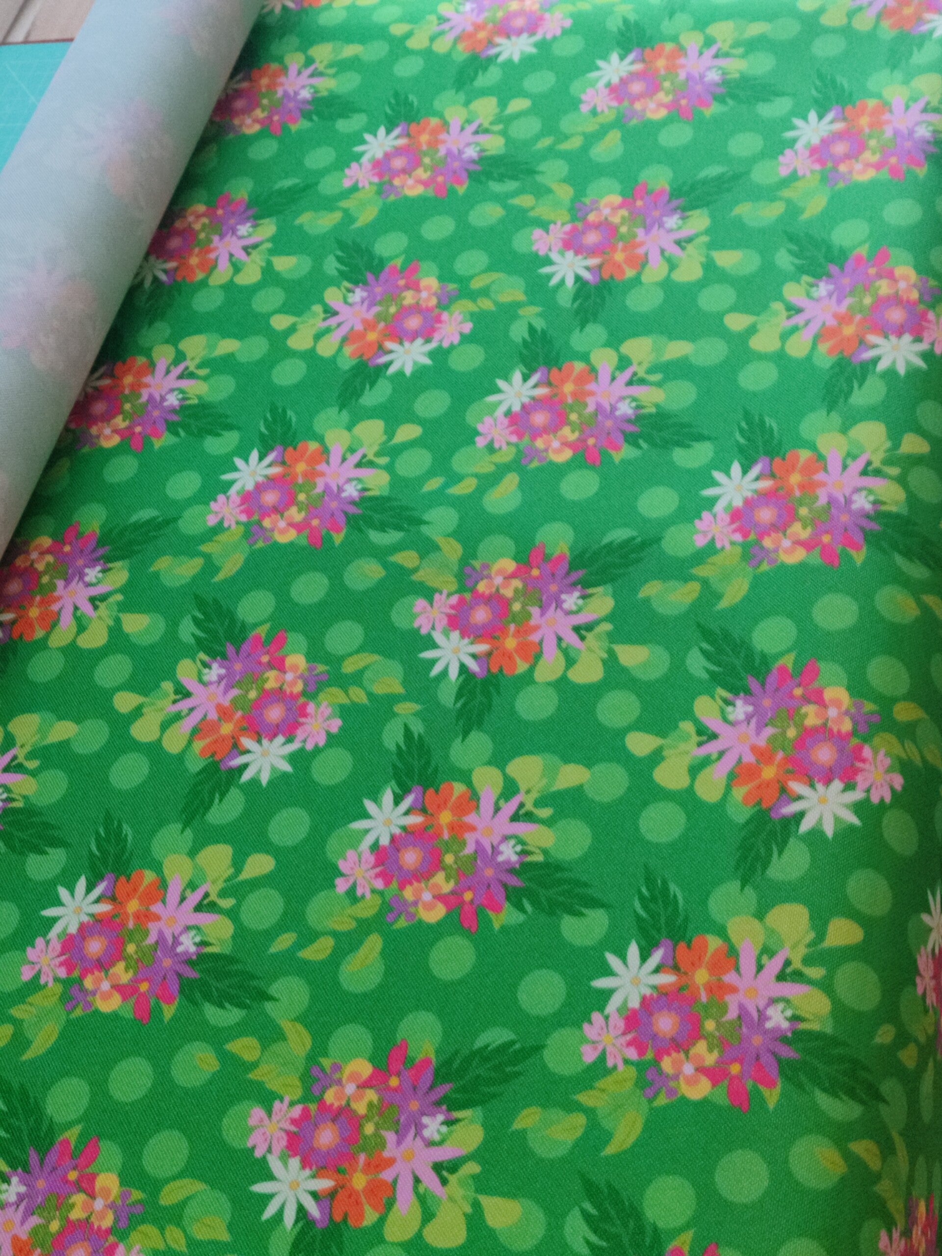 Outdoorstoff Blumenbunt grün klein