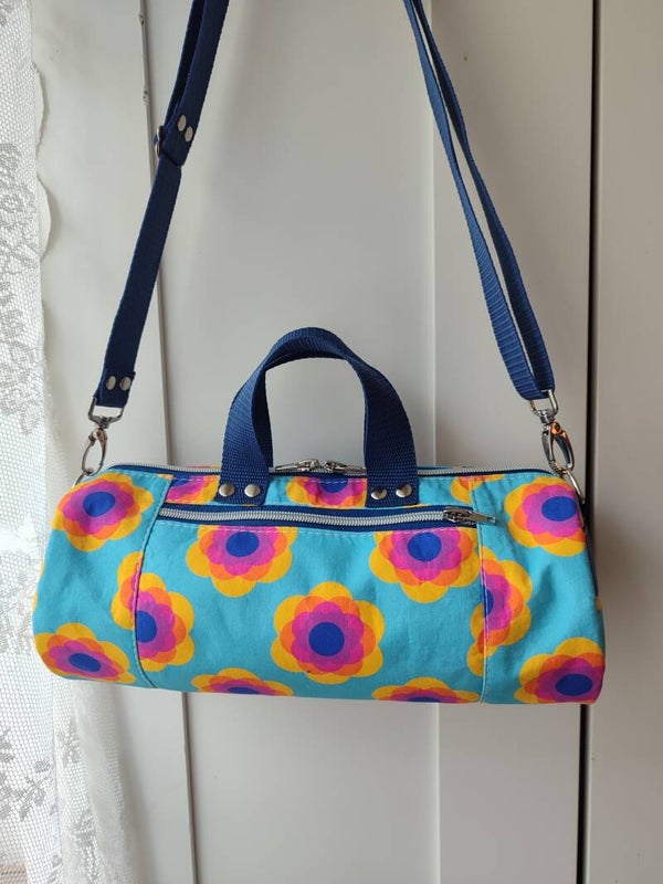 Rolltasche Blume blau