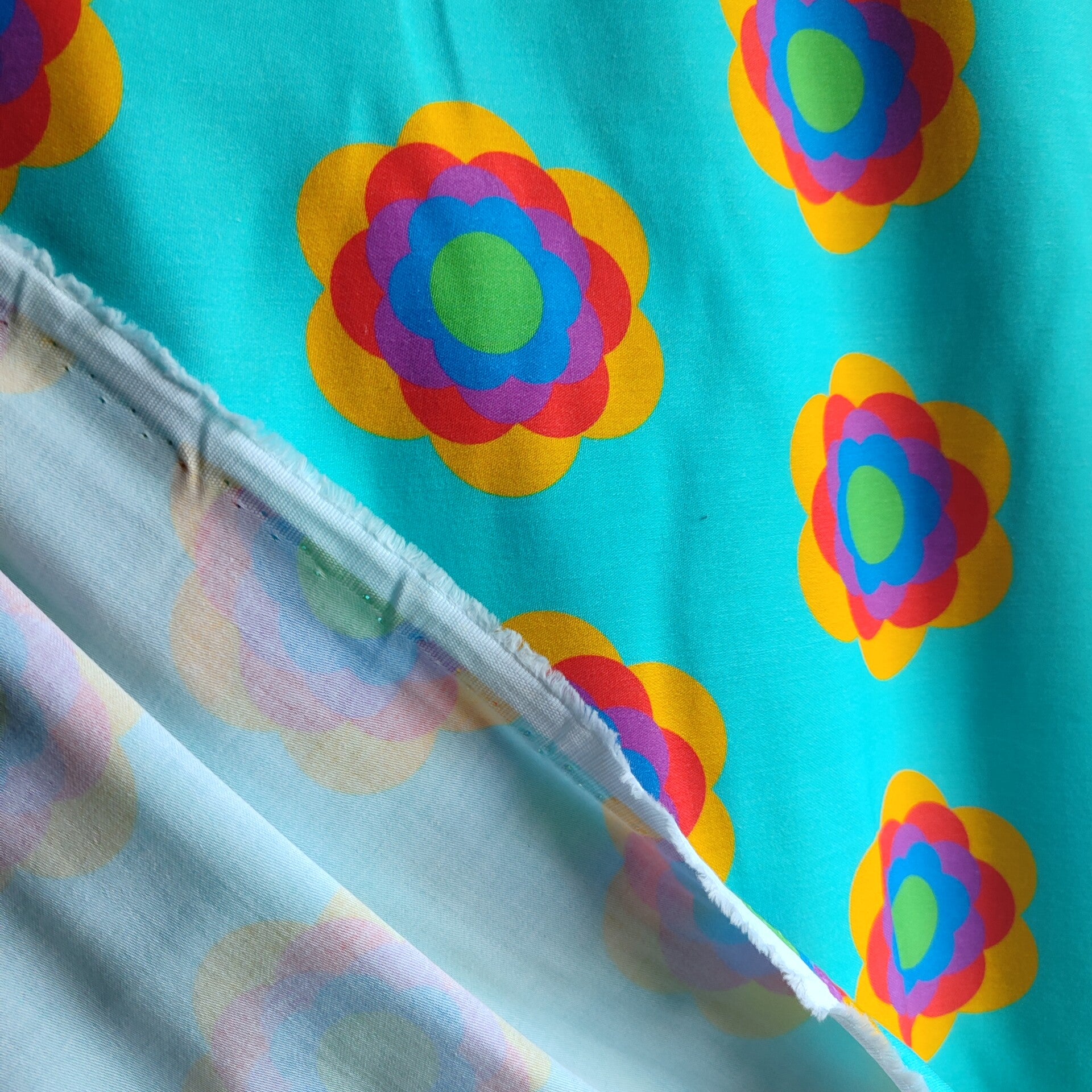 Baumwollstoff Retroblume