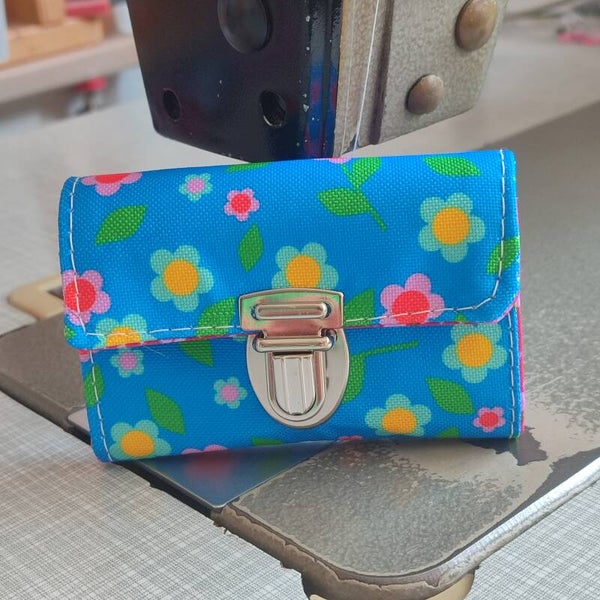 Mini-Geldbörse Blumen blau