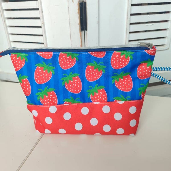 Kosmobag Erdbeere blau