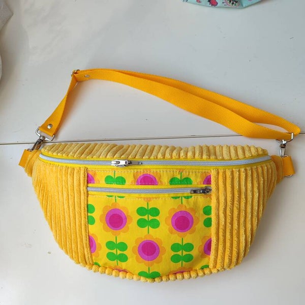 Bauchtasche XL Retroflower gelb