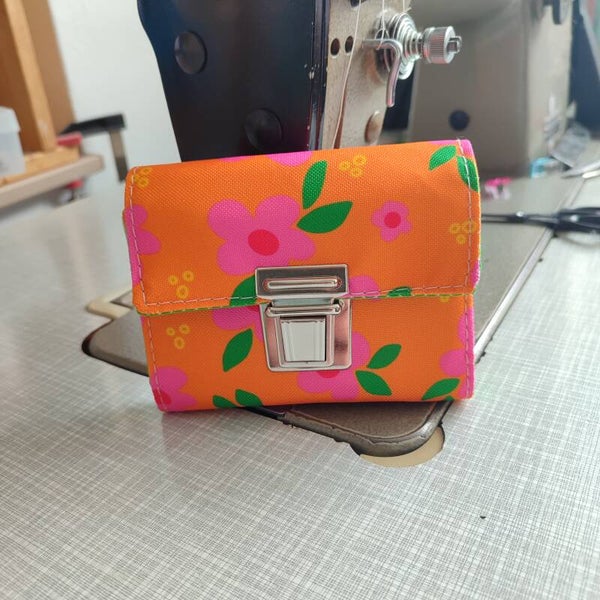 Kleine Geldbörse Frühlingsblumen orange