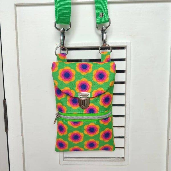 Handytasche Retro Blume grün