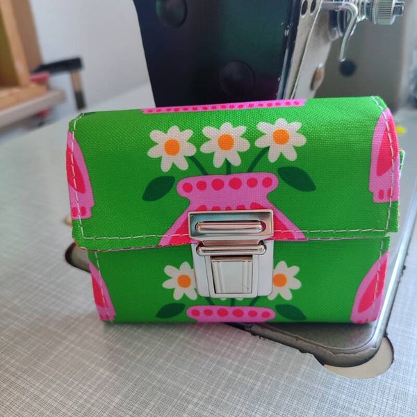 Kleine Geldbörse Vase grün