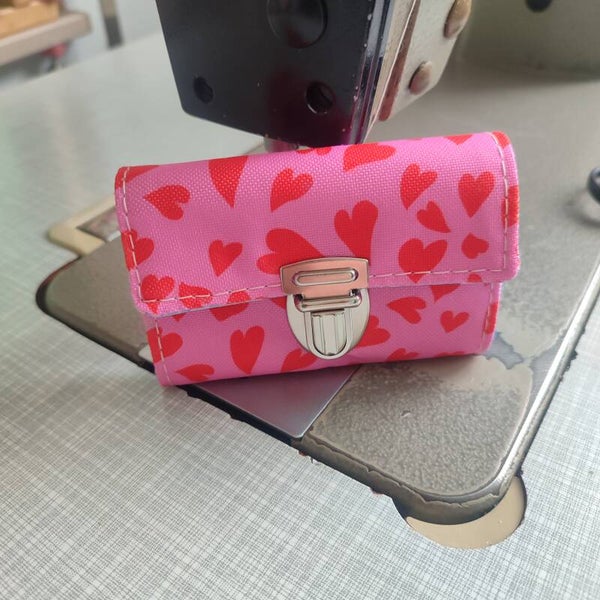 Mini-Geldbörse Herzen pink