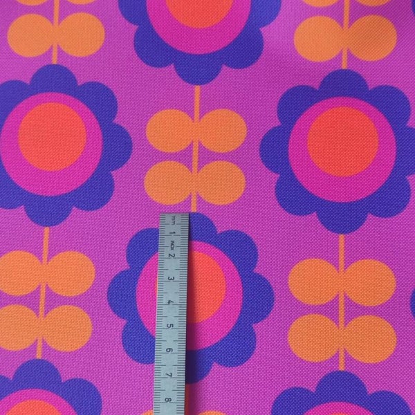 Outdoorstoff Retroflower Beere (174) 100% Polyester 15,80/m