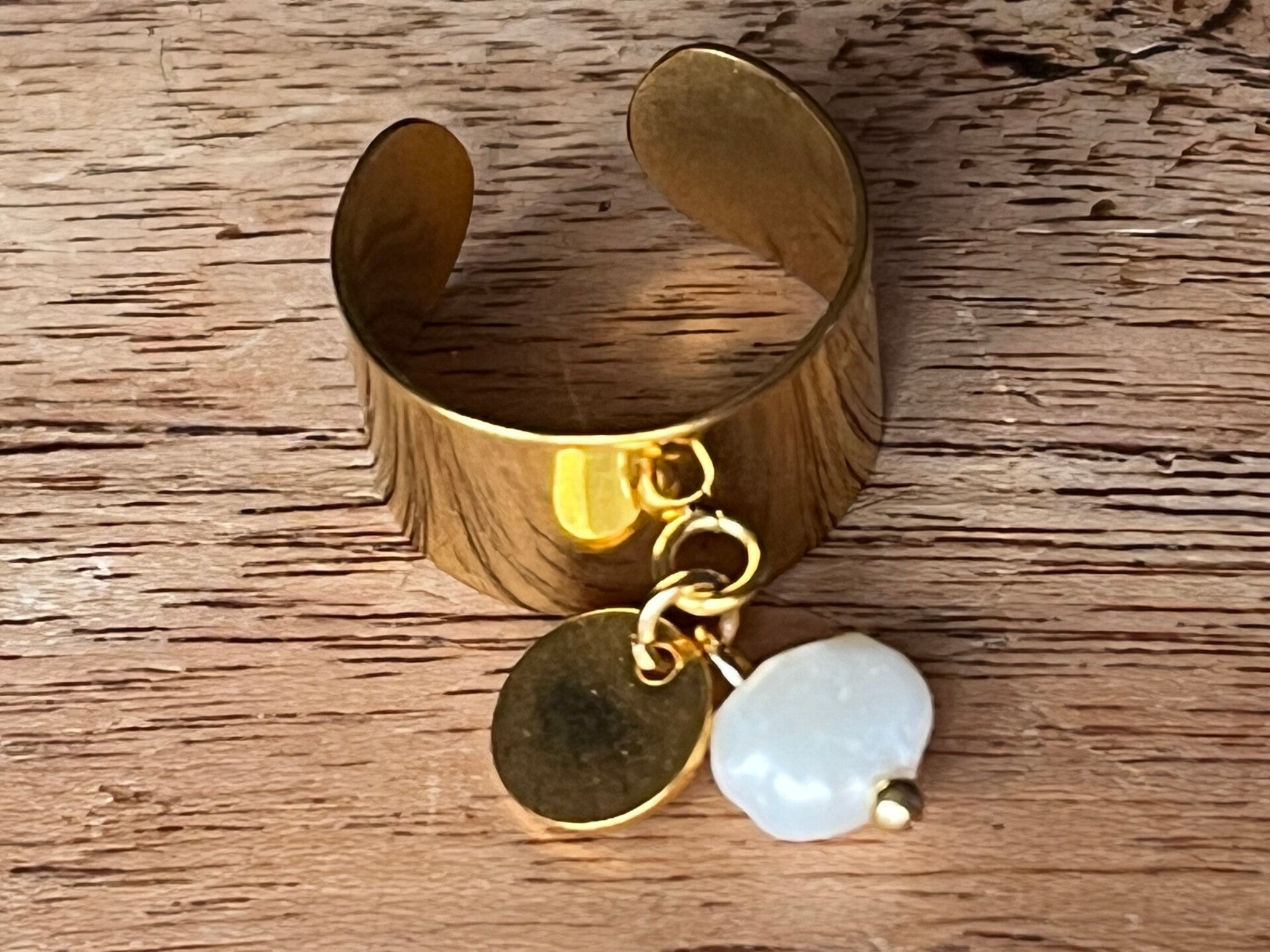 Bague breloques « Perle d’eau douce »