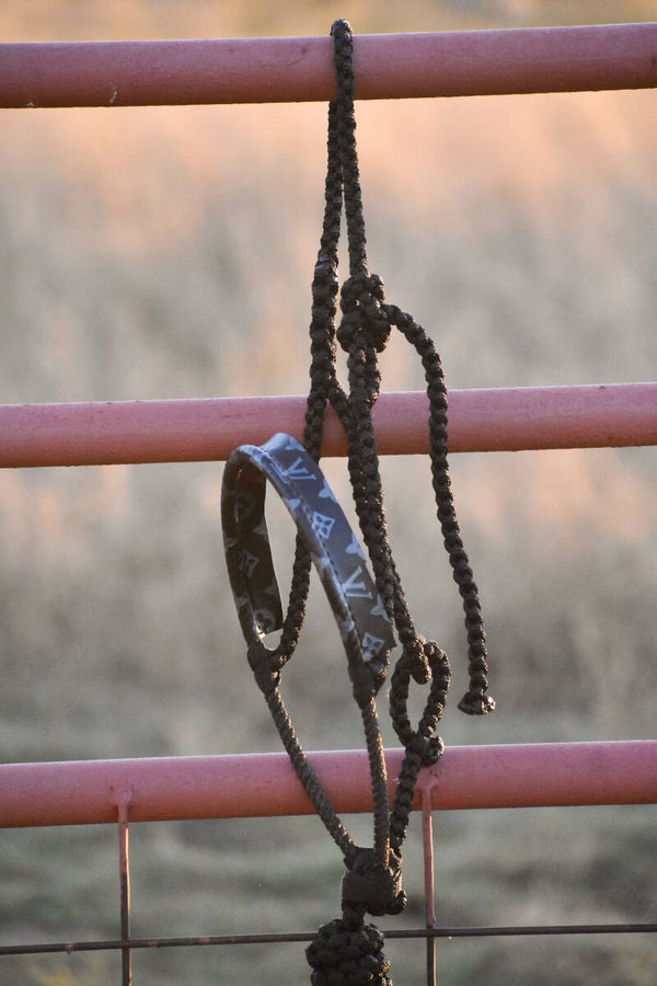 Black Muletape Halter