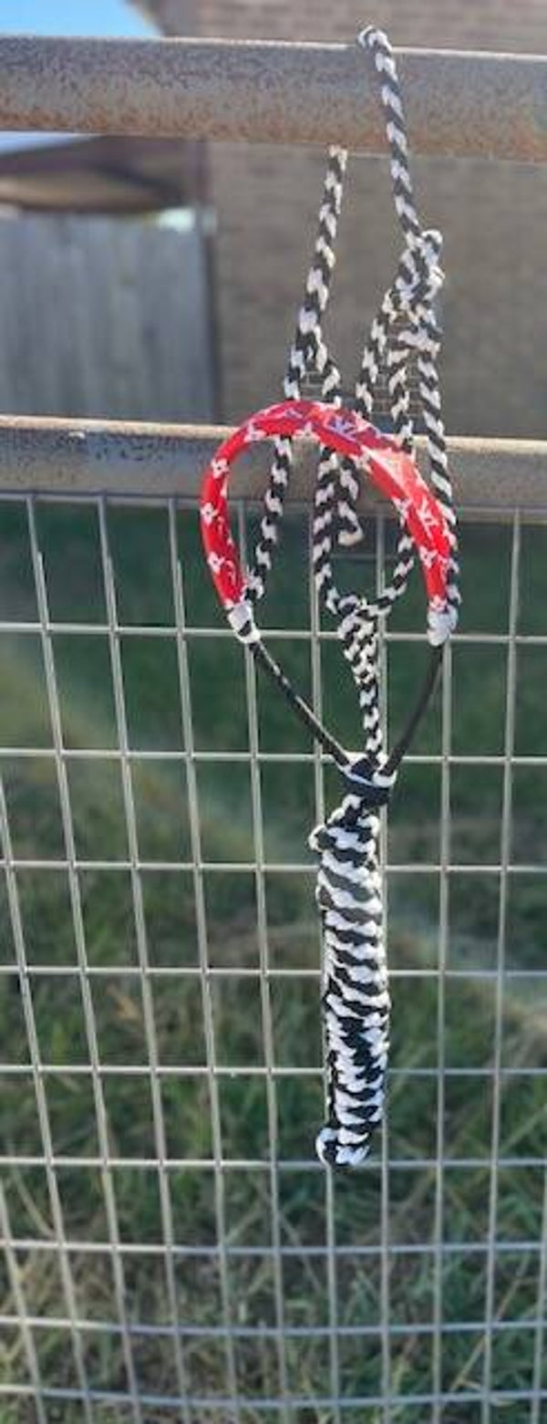 Black and White Muletape