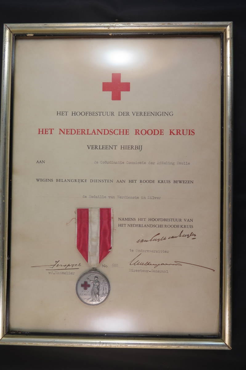 medaillevanverdienstemetoorkondezwolle2-1.jpg