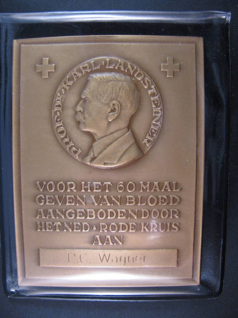 plaquette_60wagner.jpg