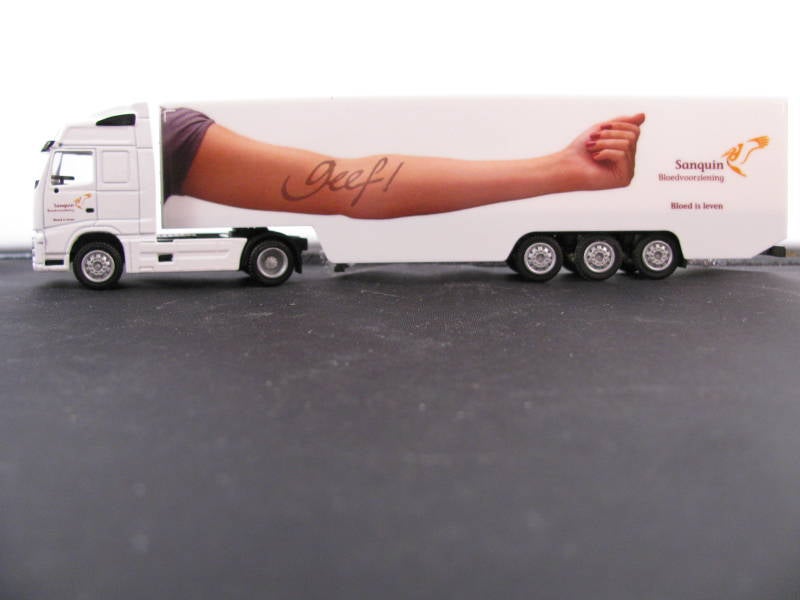 trucksanquinbloedvoorzieninggeef.jpg