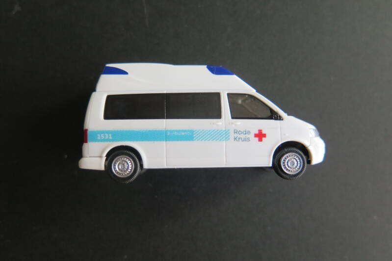vw-t6-ambulance-rietze-standard.jpg
