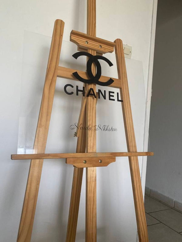 LOCATION CHEVALET