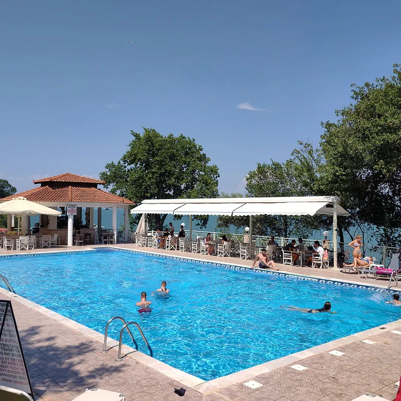 agiannis_pisina3-standard.webp
