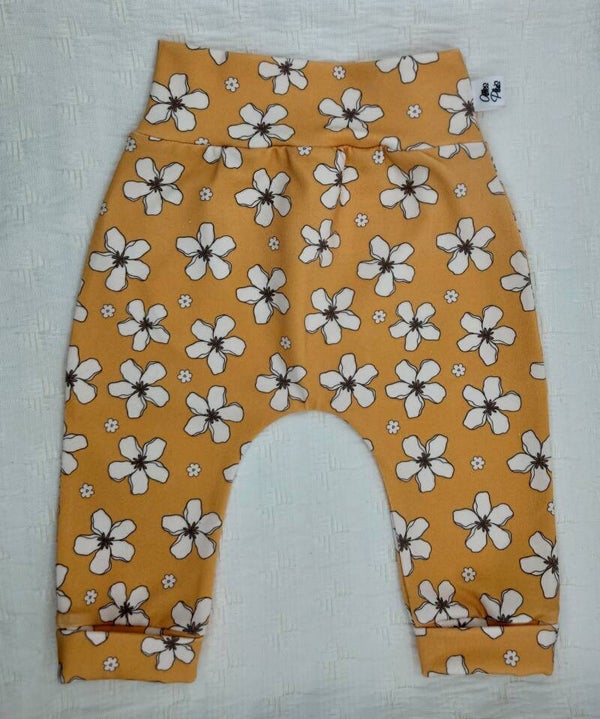 Babybroekje maat 62-68