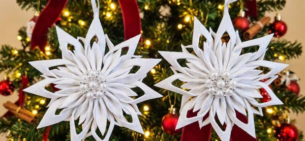 2 Glitter Snow Flakes