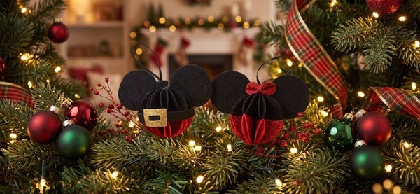 2 Christmas Baubles