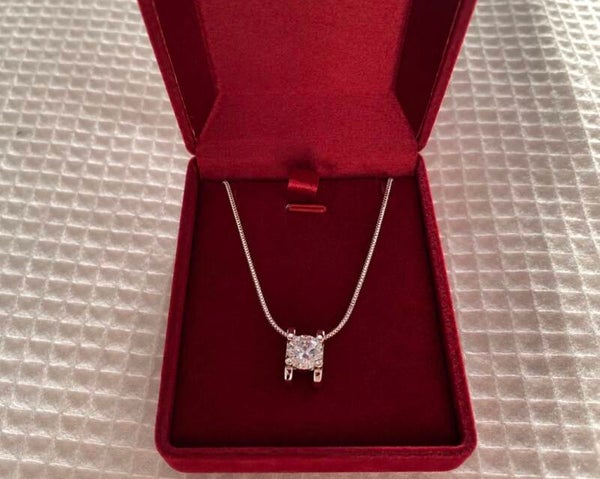 Collier avec pendentif argent