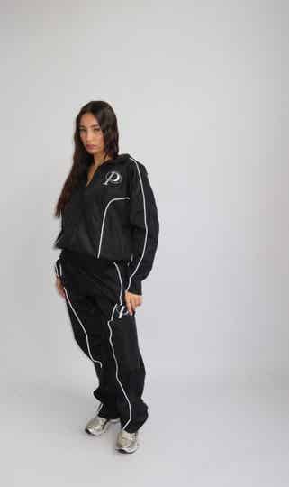 PRIORITY AW25 – WIND TRACKSUIT SHINE – BLACK