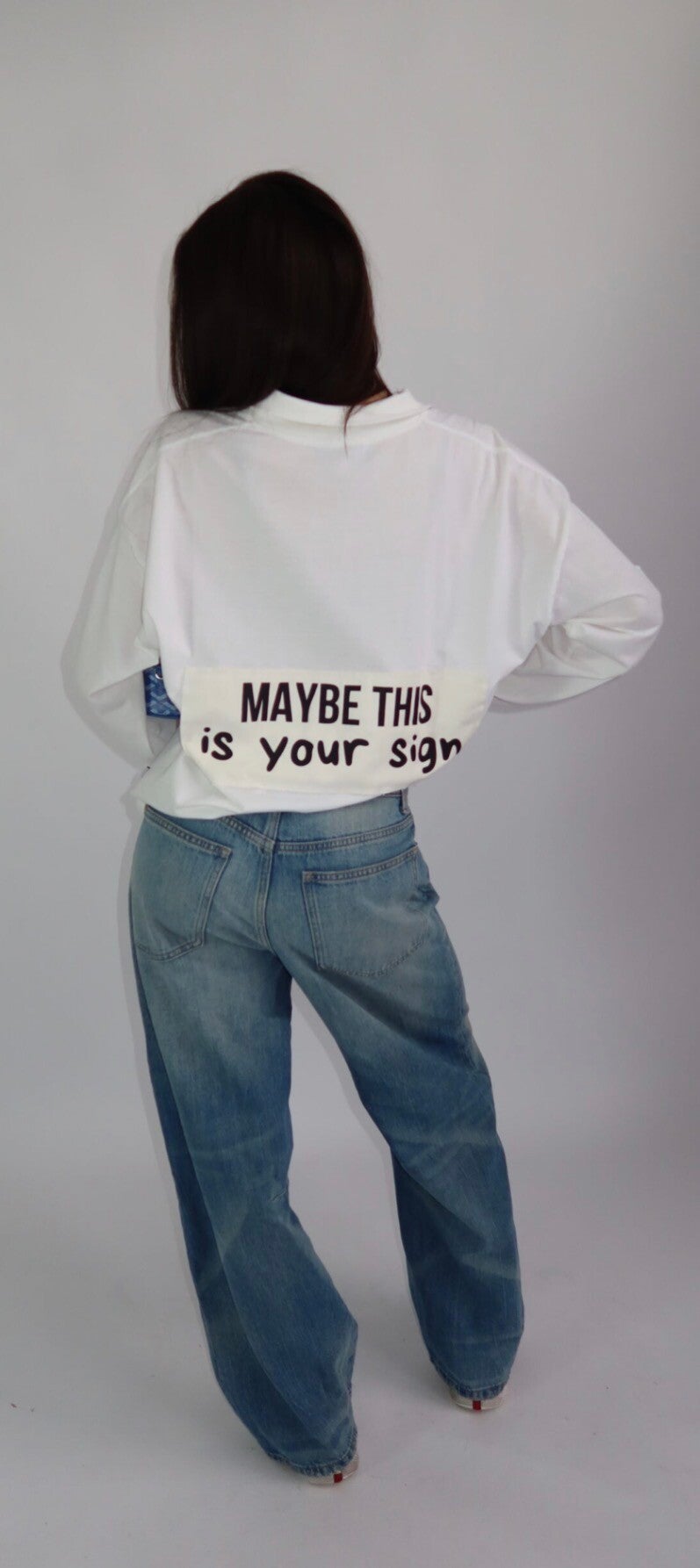 POLO LONGSLEEVE ‘MAYBE THIS IS YOUR SIGN’ – WIT