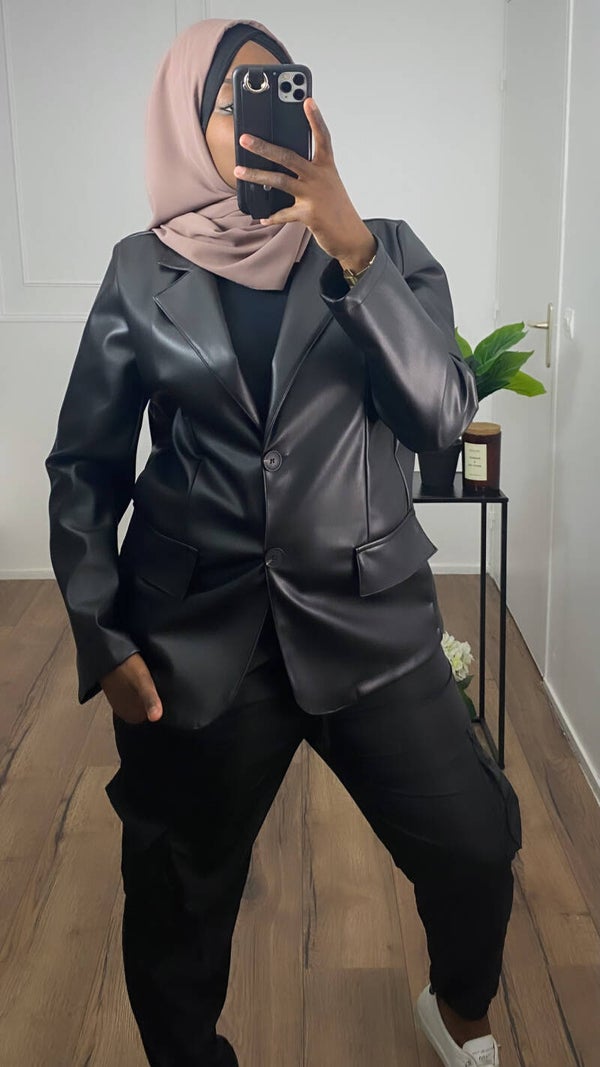 Veste simili