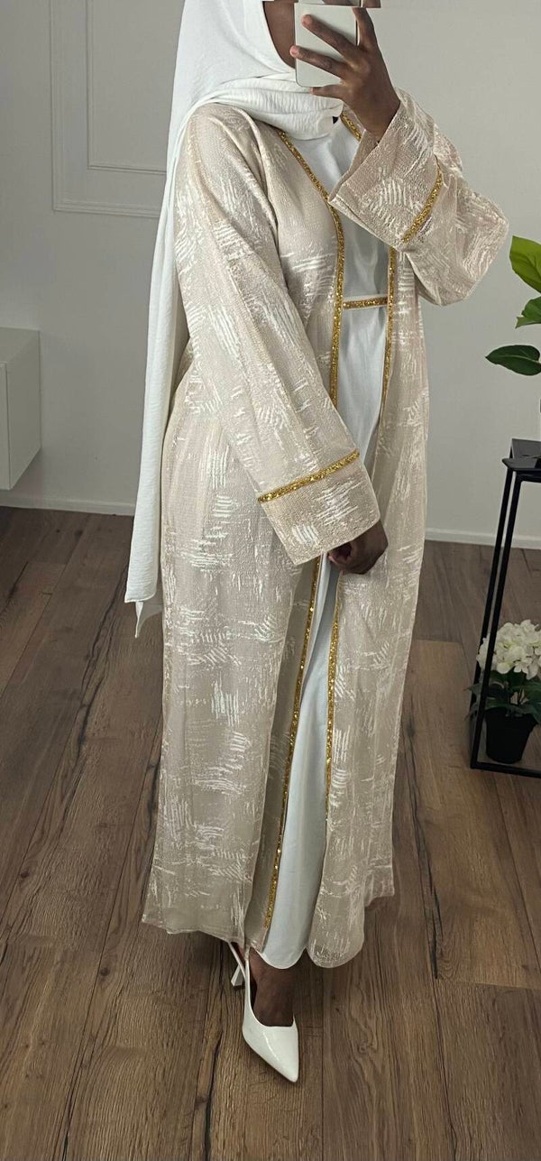 Abaya Aisha
