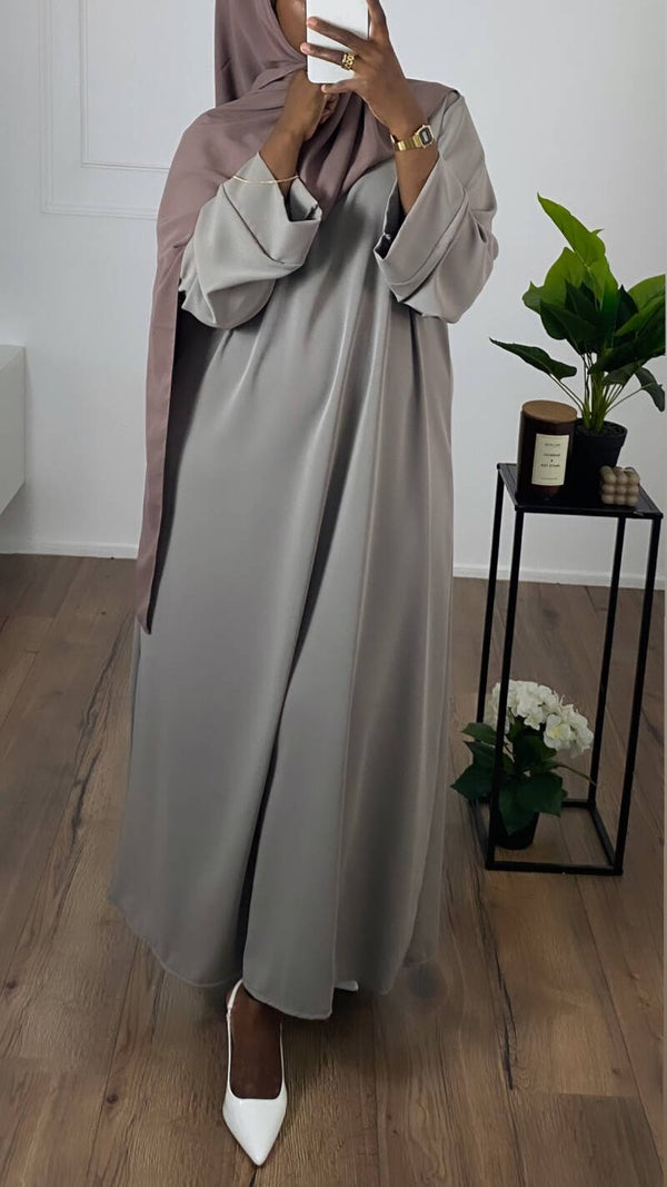 Robe Rokia