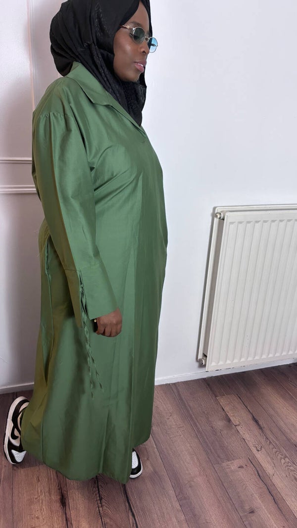 Robe à lacet