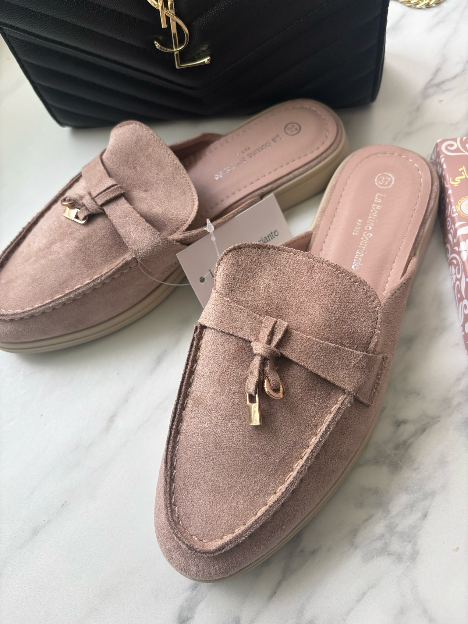 Mocassin