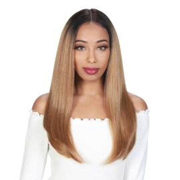 Dirt blond lace front