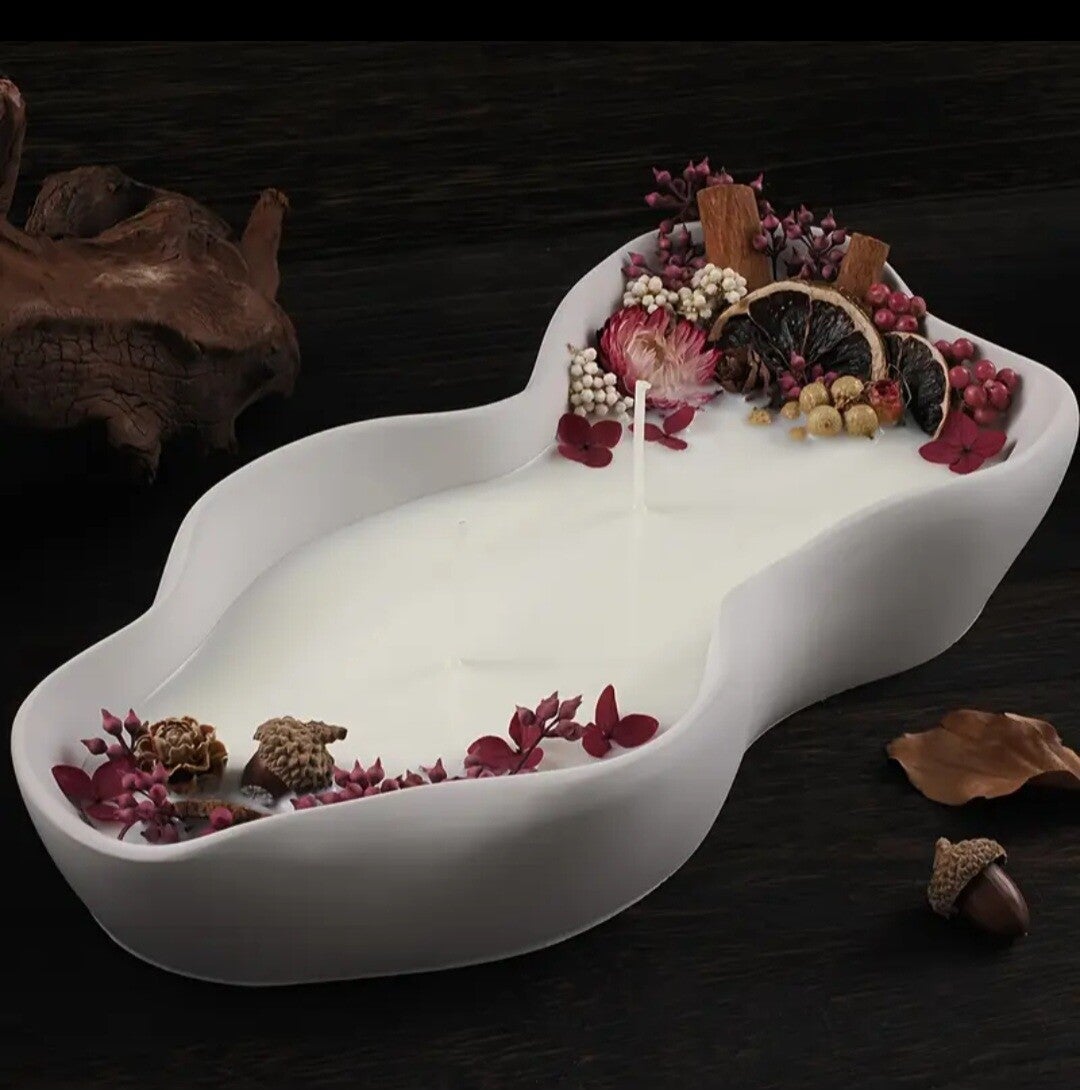 Oval ceramic plater with candle