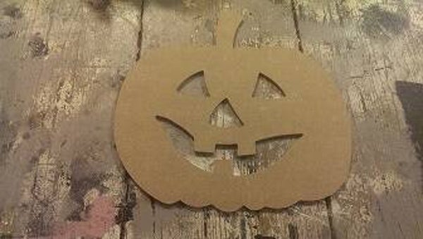 Pompoen met gezichtje 20 cm