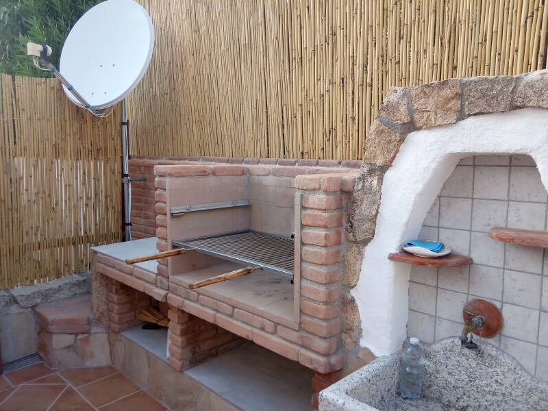 BARBEQUE