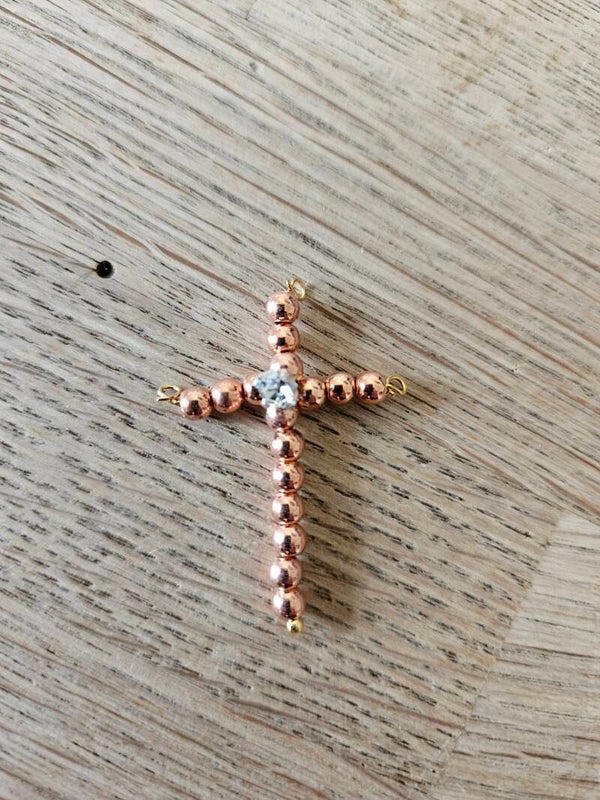 Kreuz ohne Kette
