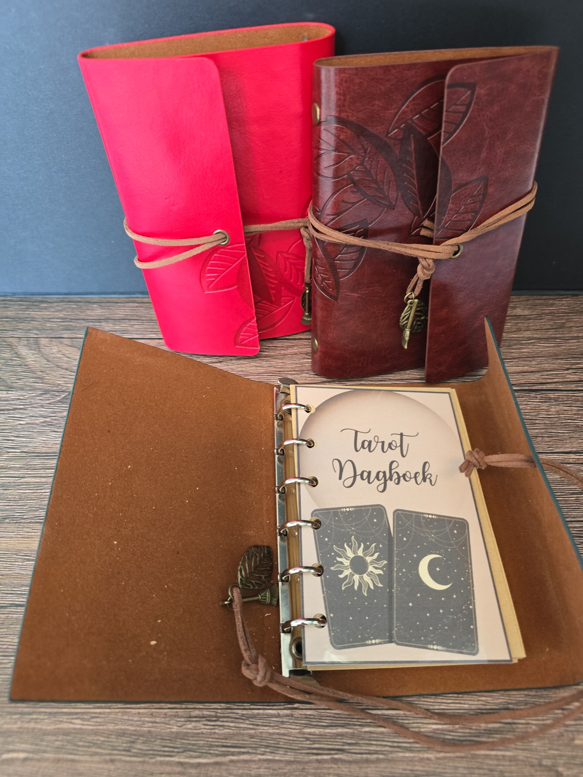 Lederen tarotdagboek