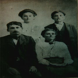 Pearl, Milton, Peter and Hattie Krebbs.