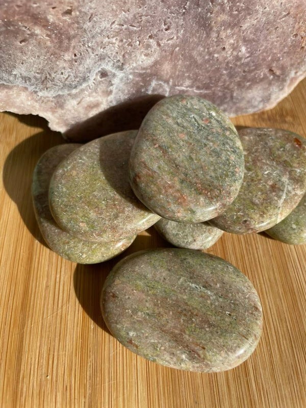 Unakiet Jaspis Handsteen