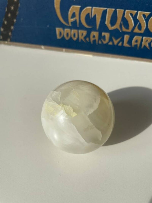 Aragoniet Sphere - Nr 05