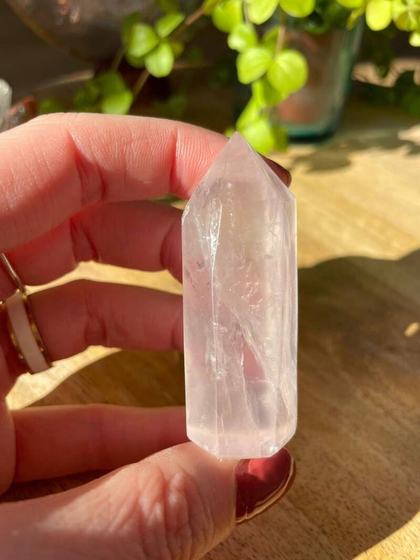 Rozenkwarts Obelisk - Nr 06